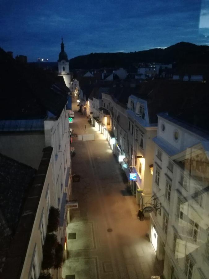 Penthouse Maxfux Direkt In Der Fussgaengerzone 130M2 Lägenhet Krems an der Donau Exteriör bild